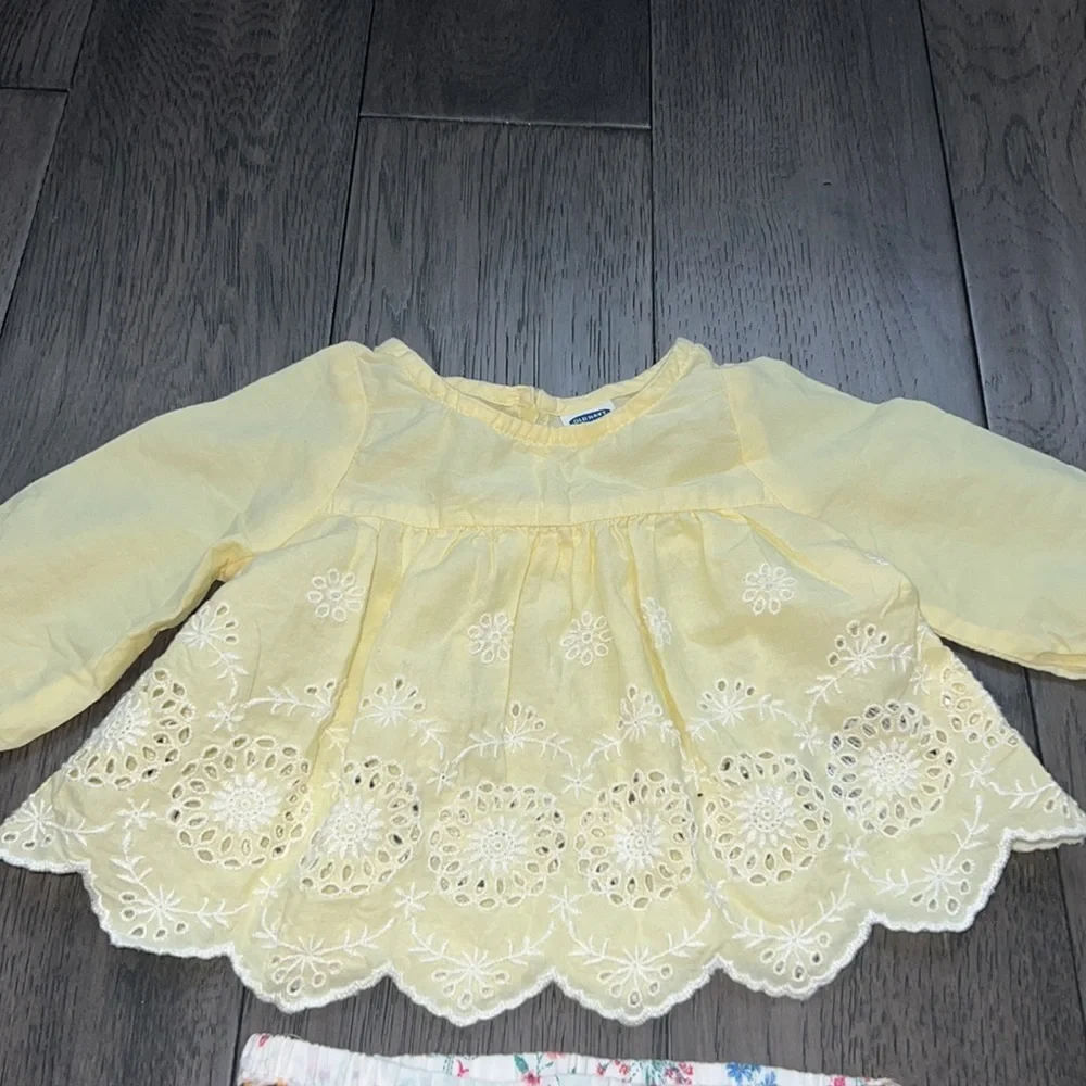 Old Navy infant girl floral crochet/Lacey like top and diaper cover